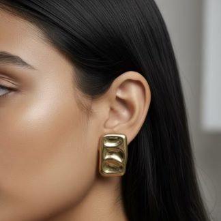 Hammered studs Earrings