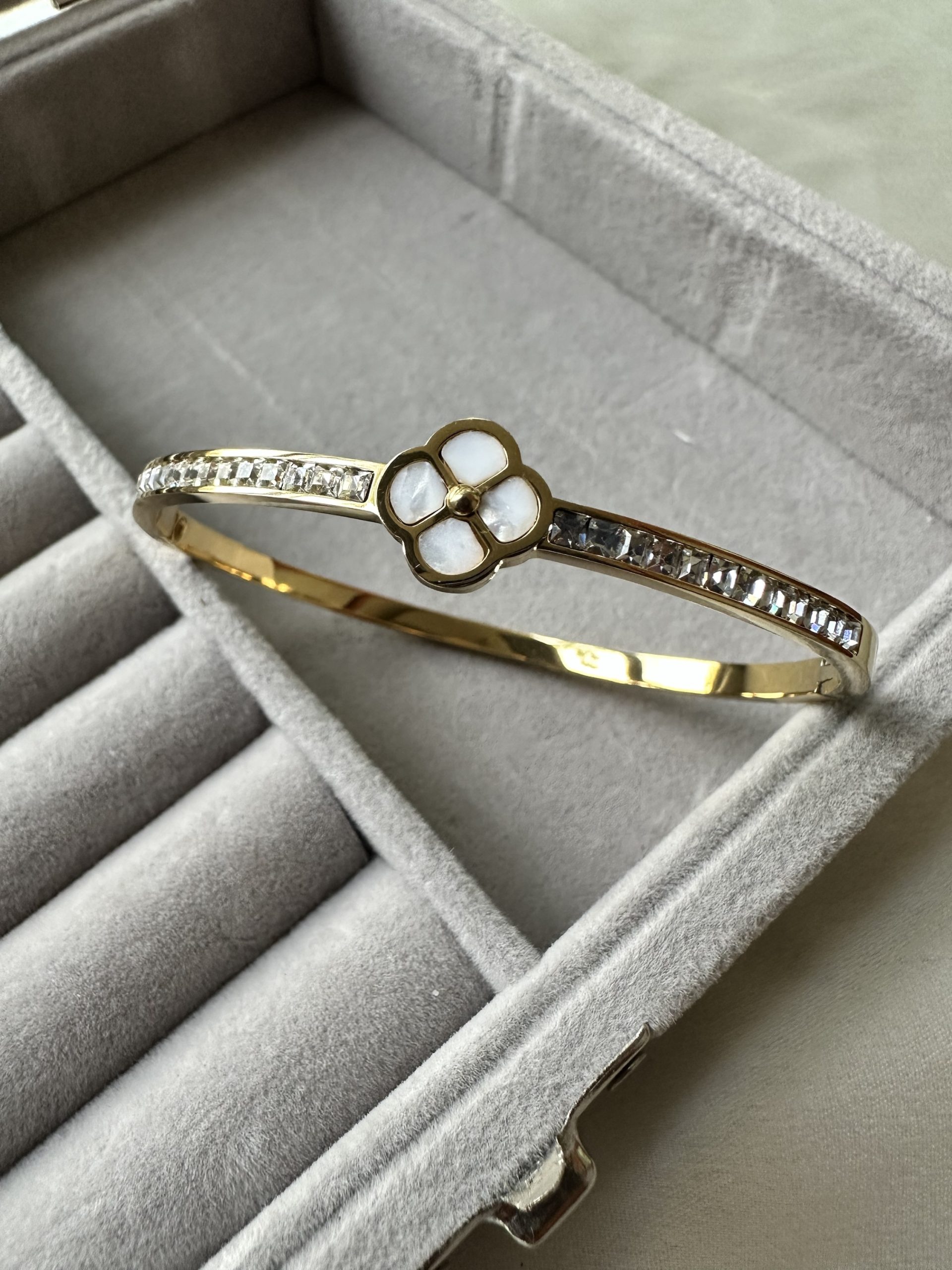 White Flower Bracelet