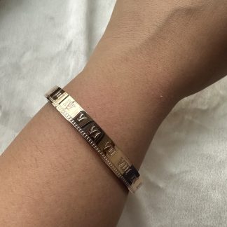 Plain Roman Number Bracelet