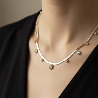 Oval Stone Snake Chain Necklace