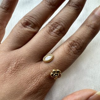 Rose Oval Stone Ring