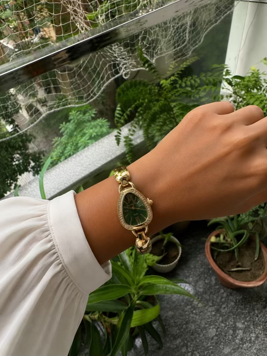 Green Saya Stoned Watch - Image 2